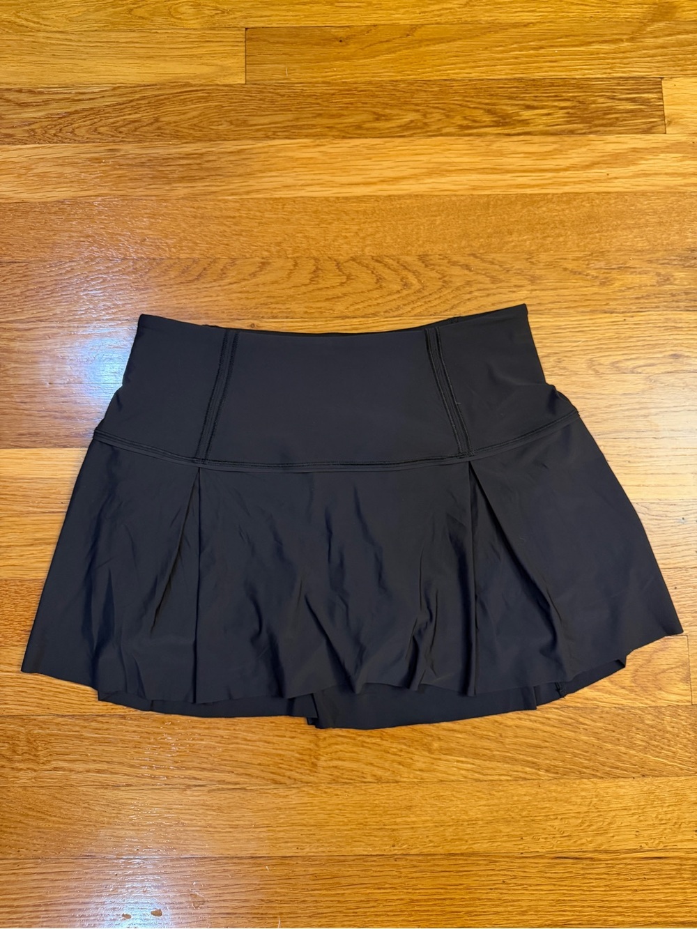 Lululemon Lost In Pace Skirt Black - Size 6 Regular